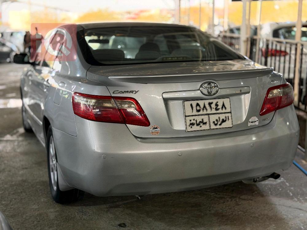 تۆیۆتا کامری